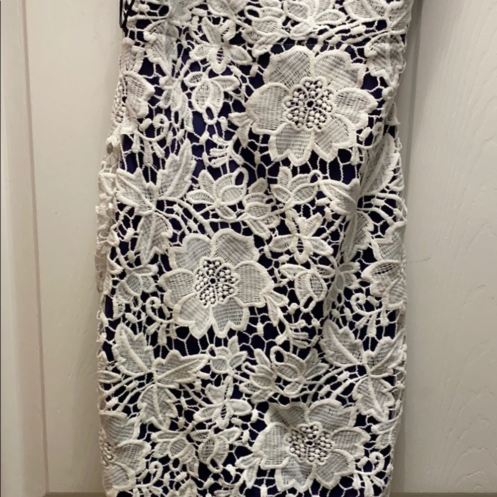 Brand new boo hoo dress with tags. - Picture 3 of 4